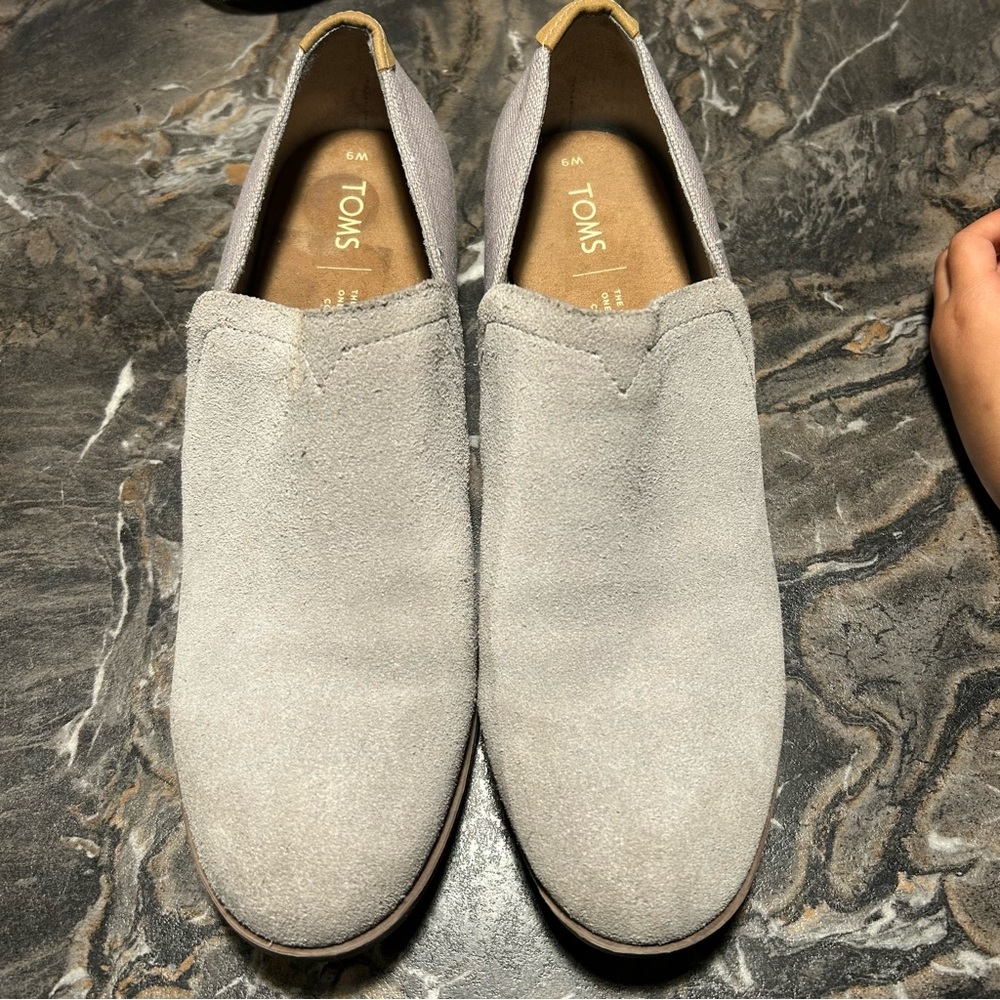 TOMS Women's Grey Suede Leather Slip on Shoes, Size 9